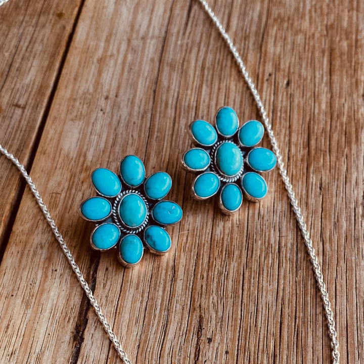 Snow Daisy Earrings - Kingman Turquoise &amp; 925 Sterling Silver